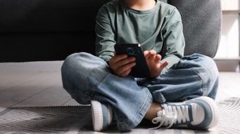 Social media to be banned for under-16s in landmark government move