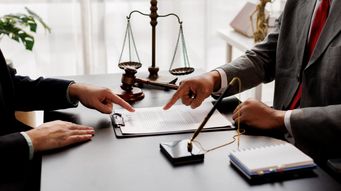 Court Reversed Judgment Where A Stareholder And Controller Did Not Owe An Informal Fiduciary Duty