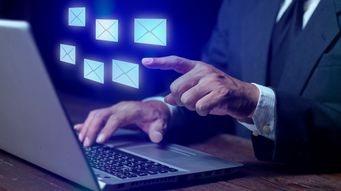 Barry Fischer, Michele Kloeppel Serve as Go-To Media Sources on SEC Proposal for Optional Quarterly Reporting