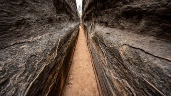 Indefinite Contradiction or Inartful Claim Narrowing?