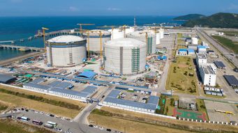 US natural gas exports to grow nearly 30% by 2027 as LNG facilities ramp up
