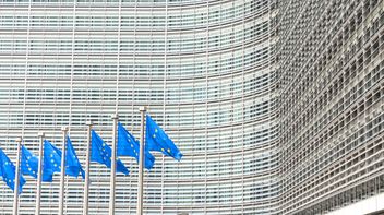 Commission finalises approach to criticality criteria and oversight fees under DORA