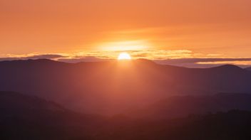 UK: FCA to consult on reporting for listed companies in line with ISSB standards in first half of 2024