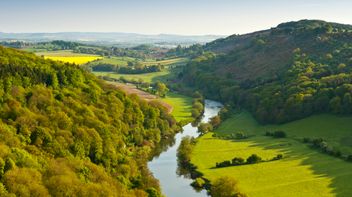 EU Taxonomy: Delegated Acts with TSC for remaining four environmental objectives and amending climate TSC published in Official Journal