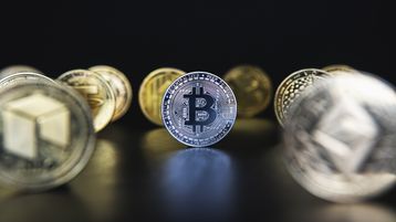 Building Robust On-Chain Financial Markets: From Regulation to Real-World Adoption