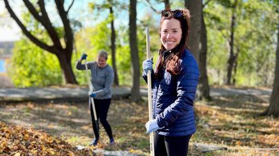 Boston Office Gives Day of Service to Thompson Island