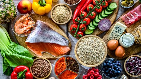 Add These ‘Superfoods’ to Boost Memory and Mood as You Age