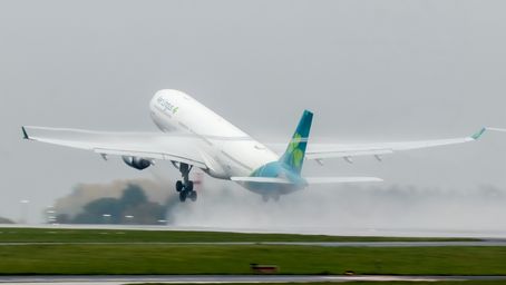 Groundbreaking transatlantic flight using greener fuel lands in the US