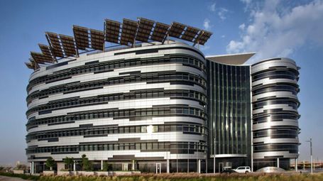 Global Renewables Jobs Nearly Doubled In Past Decade, Soared To 13.7 Million In 2022 – Report