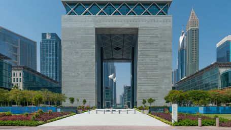 The extension of an arbitration agreement to successive contracts to preserve the unity of a construction project