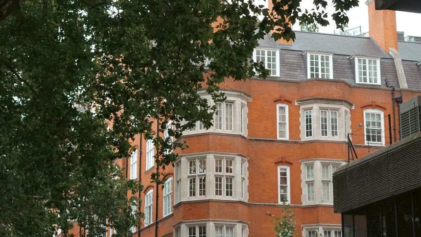 Old British architecture in London showcasing cultural charm and timeless style.
