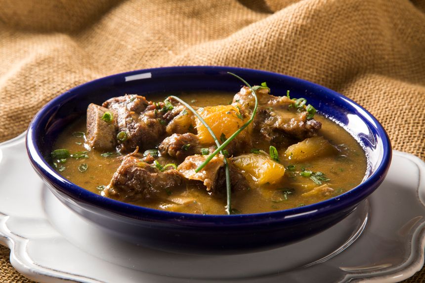 rustic Stew meat with manioc called Vaca atolada in Brazil.