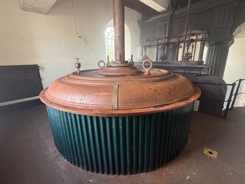 Two seconds to overwhelm: Why relevance beats volume in sales content