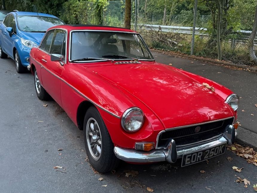 The importance of your Linkedin summary title