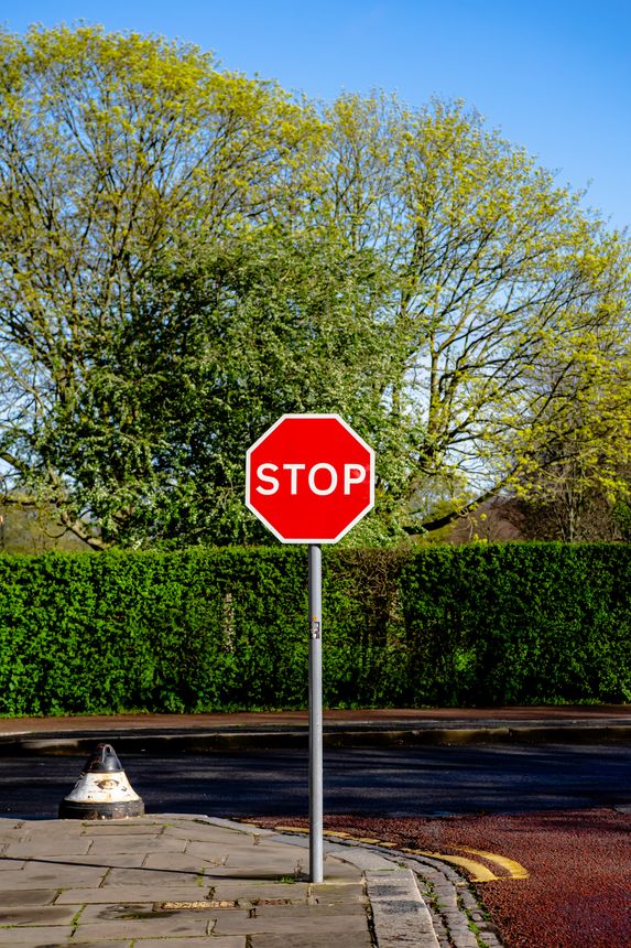 April 2024 - Stop  sign, Regent's Park, London