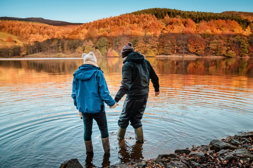 When Summer Feels Like Autumn: Understanding the “False Autumn” Phenomenon