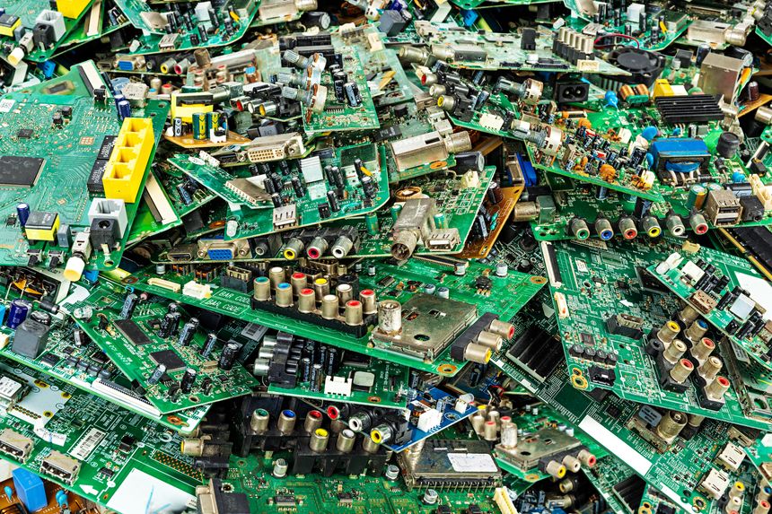 Electronic waste: the new source for producing affordable green hydrogen that could accelerate the energy transition