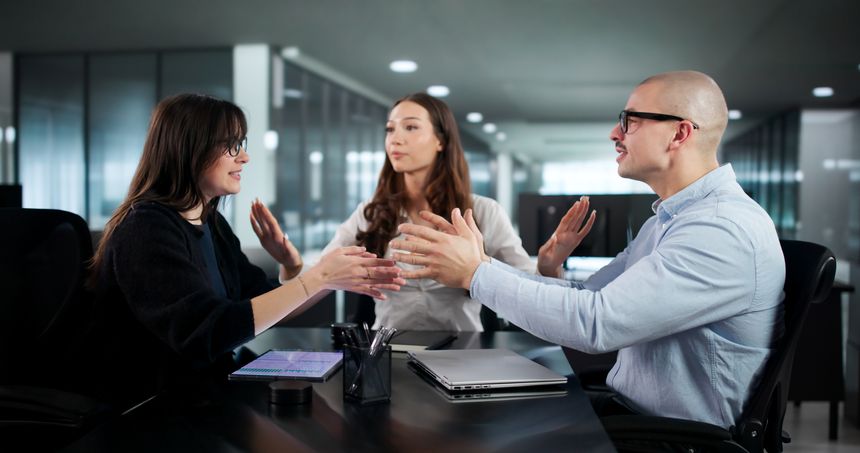 Navigating Legal Disputes: A Mediator's Role In Conflict Resolution