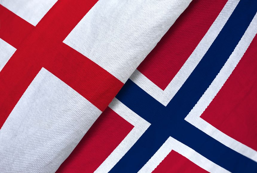 Diagonally layered flags of England and Norway side by side, symbolizing sportsmanship and diplomacy.