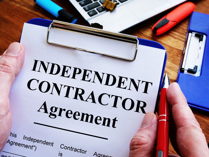 Independent Contractor Agreements Are Not Enough: Court Finds Streamers Are Employees Despite Contract Terms and Autonomy