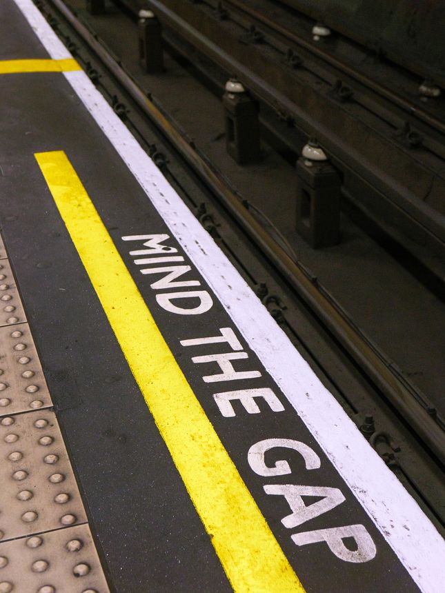 Mind the gap sign in London Underground