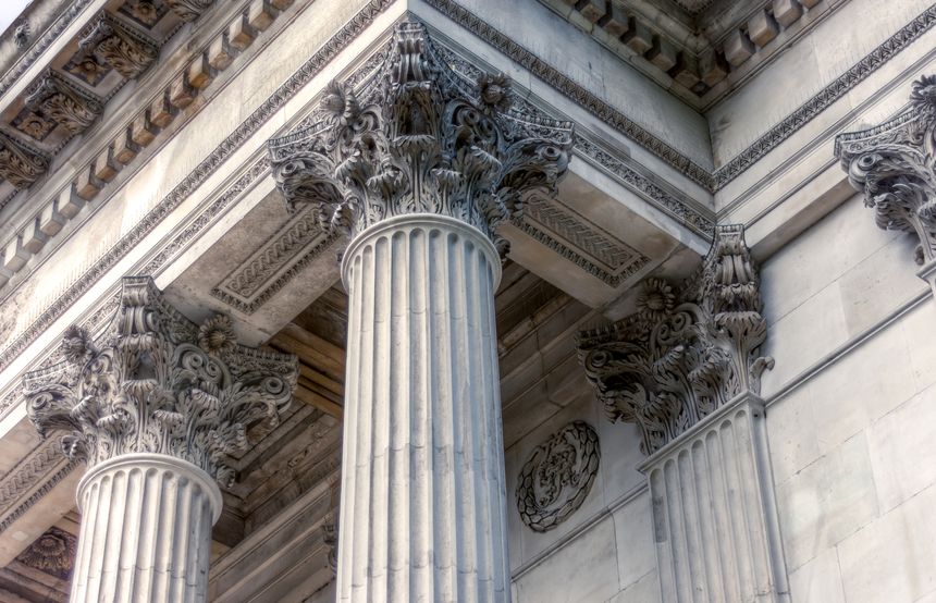 Pillars at the Wellington Arch monument at constitution hill London UK