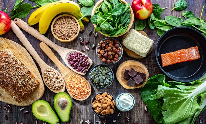 Composition with food products rich in magnesium.