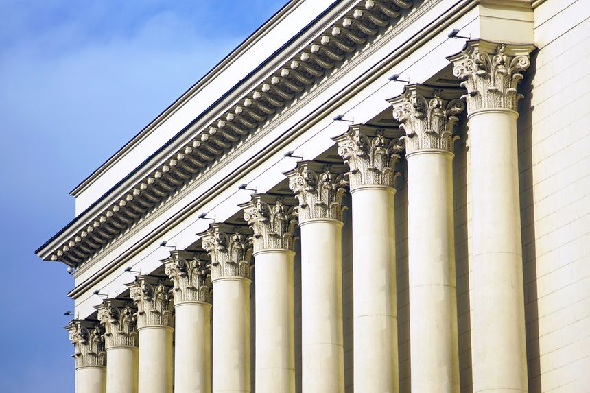 Represents institutional architecture, European heritage, civic power, and timeless design.